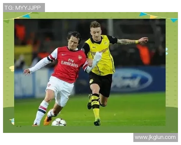 185cm足球明星的传奇之路与场上风采揭秘 185cm足球明星的传奇之路与场上风采揭秘