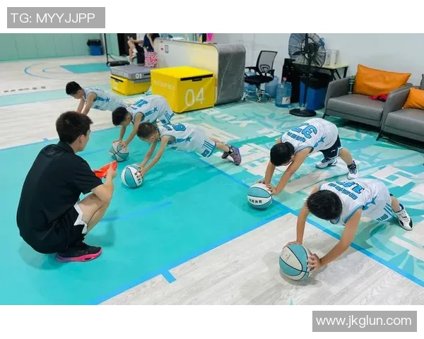 全运会回顾:武汉篮球队展现出色耐力与团队精神的精彩表现 全运会回顾:武汉篮球队展现出色耐力与团队精神的精彩表现