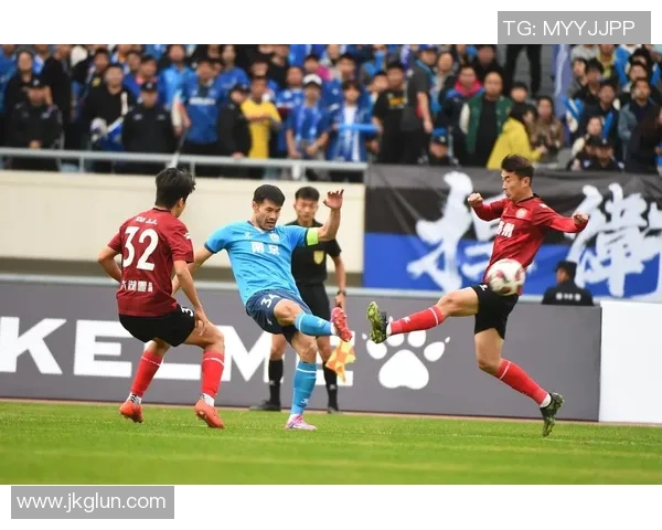 南京足球队的转型之路：从传统到现代的全面革新探索