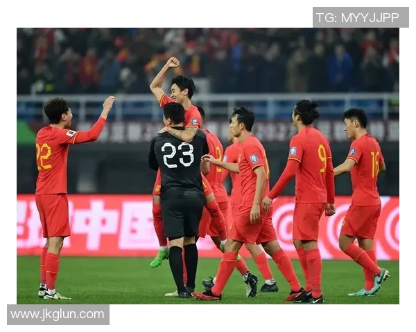 惊鸿足球:探索中国足球的崛起与未来发展之路 惊鸿足球:探索中国足球的崛起与未来发展之路