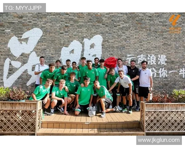 足球开卡盛宴全新体验尽在掌握让你畅享激情与乐趣的足球之旅